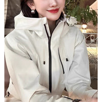 Damen Stylische Übergangsjacke mit hohem Kragen Nord Taschen in Weiß