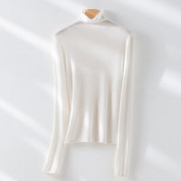Damen Slim-Fit Feinstrick-Rollkragenpullover mit Stretch Nord Taschen in Perlenweiß