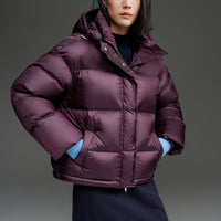 Damen Kurze boxy gesteppte Daunenjacke mit Kapuze Nord Taschen in Purpurrot