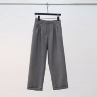 Damen weite Stoffhose mit eleganten Falten Nord Taschen in Grau