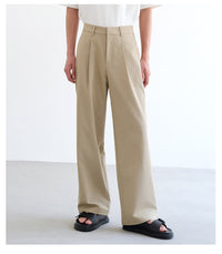 Herren weite hochtaillierte Bundfaltenhose aus Baumwollmix Nord Taschen in Khaki