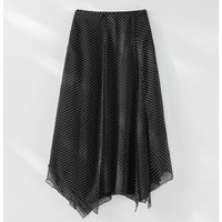 Damen Luftige Polka‑Dot Schlaufenbluse mit Schleifenkragen, Plissée‑Vorderteil und Manschettenärmel Nord Taschen in Schwarz Rock