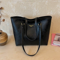 Damen elegante Tragetasche aus hochwertigem Kunstleder Nord Taschen in Schwarz