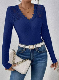 Damen nan figurbetontes Spitzen-Langarmshirt mit gezacktem V-Ausschnitt in Blau