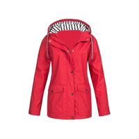 Regenjacke Damen Wasserdicht | Leicht & Mit Kapuze in Rot