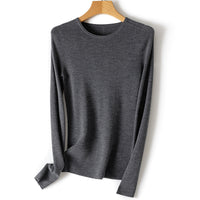 Damen Feiner Feinstrickpullover mit Rundhalsausschnitt und figurnaher Silhouette Nord Taschen in Mittelgrau meliert