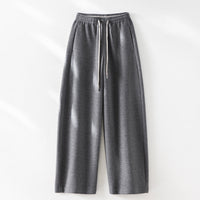 Damen Weite Sweatpant mit elastischem Bund, Kordelzug und seitlichen Eingrifftaschen Nord Taschen in Grau
