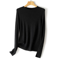 Damen Leichter strukturierter Langarm-Strickpullover mit Rundhals und feiner Crinkle-Optik Nord Taschen in Obsidienschwarz