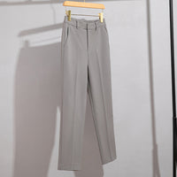 Damen Doppelreihiger Tailoring-Blazer mit Goldknöpfen und figurformenden Abnähern Nord Taschen in Graue Hose