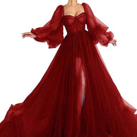 Damen Tüll Abendkleid mit voluminösen Ärmeln und seitlichem Schlitz in Rot