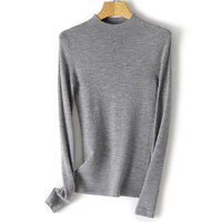 Damen Leichter Feinstrick-Pullover mit kurzem Stehkragen und schmaler Silhouette Nord Taschen in Hell meliertes Grau