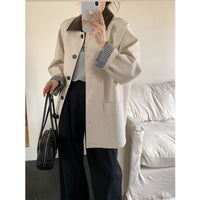 Damen Leichte Oversize-Übergangsjacke mit Kontrastkragen und kariertem Ärmelsaum Nord Taschen in Ecru