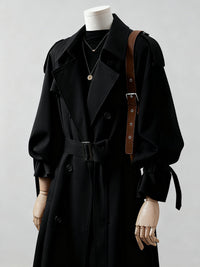 Damen langer doppelreihiger Trenchcoat mit Schulterklappen und Taillengürtel Nord Taschen in Schwarz