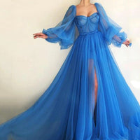 Damen Tüll Abendkleid mit voluminösen Ärmeln und seitlichem Schlitz in Hellblau
