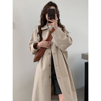 Damen Langer Oversize-Mantel im Trenchstil mit weitem Schnitt und klassischem Revers Nord Taschen in Khaki – Premium‑Serie