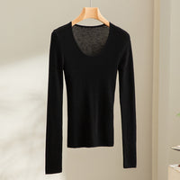 Damen Feinstrick-Langarmshirt mit tiefem U-Boot-Ausschnitt und feiner Rippstruktur Nord Taschen in Schwarz