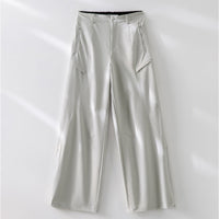 Damen schlichte taillierte Lederjacke mit Stehkragen und Zwei-Wege-Reißverschluss Nord Taschen in Beigefarbene Hose