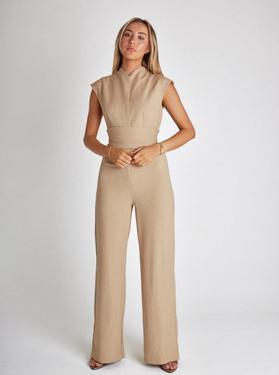 Artemisia® | Ärmelloser Damen-Jumpsuit mit Gürtel und Hose mit weitem Bein