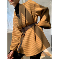 Damen Wickeljacke mit Taillengürtel Nord Taschen in Camel