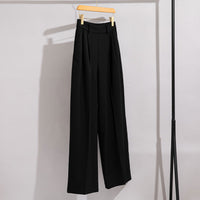 Damen Longline-Blazer mit verdeckter Knopfleiste und schmaler Silhouette Nord Taschen in München-Hose
