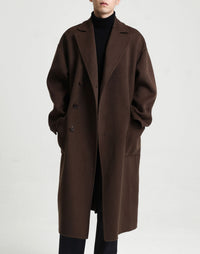 Herren Oversize Doppelreiher Wollmantel mit weitem Schnitt und klassischem Revers Nord Taschen in Kaffee-Braun 100% Wolle