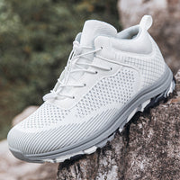 Herren Atmungsaktive Trail-Schuhe mit flexiblem Schnürsystem in Weiß