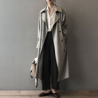 Modischer doppelreihiger Trenchcoat für Damen - Juna in Grau