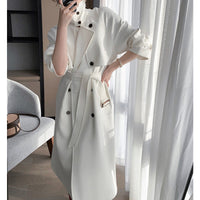 Damen Trenchcoat mit doppelter Knopfleiste und Taillengürtel Nord Taschen in Weiß