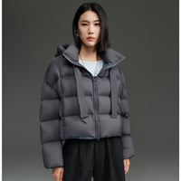 Damen Kurz geschnittene Boxy-Steppjacke mit voluminöser Kapuze und Kordelzug Nord Taschen in Dunkelgrau