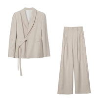 Damen Asymmetrisches Wickel-Blazer-Set mit Bindegürtel und weitem Bundfaltenhose Nord Taschen in Ecru