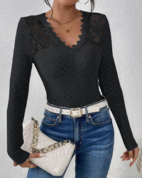 Damen nan figurbetontes Spitzen-Langarmshirt mit gezacktem V-Ausschnitt in Schwarz