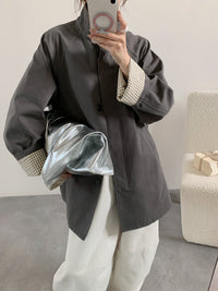 Damen Oversize-Mantel mit Stehkragen und kariertem Ärmelsaum Nord Taschen in Hellgrau