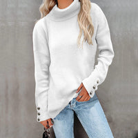Lässiger Rollkragenpullover für Damen | Mit Knopfmanschetten in Weiß