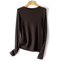 Damen Leichter strukturierter Langarm-Strickpullover mit Rundhals und feiner Crinkle-Optik Nord Taschen in Kaffee