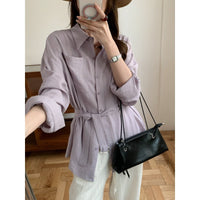 Damen Weit geschnittene Leinen‑Hemdbluse mit Taillengürtel und Brusttasche Nord Taschen in Violettlila