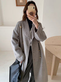 Damen Oversize Wollmix-Mantel mit doppelreihiger Knopfleiste, Stehkragen und überschnittener Schulter Nord Taschen in Edles Grau