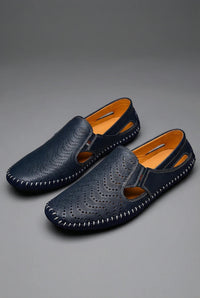 Orthopädische Herren Loafer mit Arch Support und atmungsaktiver Perforation Slip-On Design in Marine