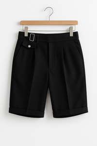Benjamin | Seitenstrapper Bundfalten Shorts in Schwarz