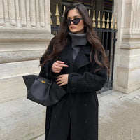 Hermia - Eleganter Winter-Trenchcoat in Schwarzer langer Mantel