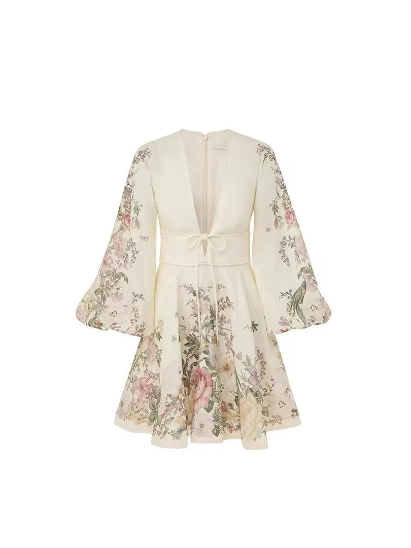 Mahalia - Kleid mit Blumenmuster und Krawattenfront