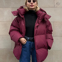 Übergröße PufferJacke mit Kapuze in Weinrot