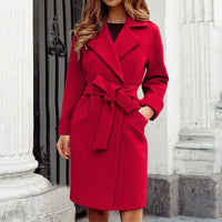 Eleganter Kaschmir-Trenchcoat für Damen mit Knopfsystem in lebhaften Farben in Rot
