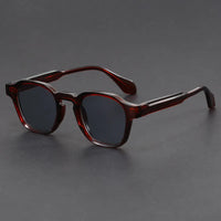Tara | Vintage-Sonnenbrille mit kräftigem Rahmen in Rot