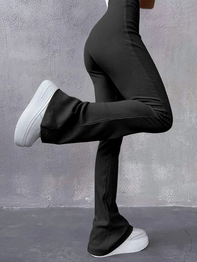 Virginia® | Gerippte Schlaghose mit hoher Taille