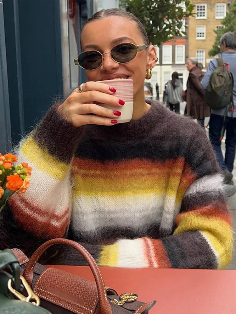 Selma | Gestreifter Fuzzy-Strickpullover