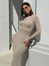 Sabrine | Elegantes Kleid in Aprikose