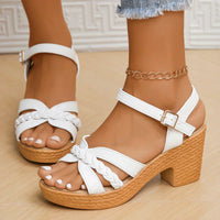 Sarah - Orthopädische Modesandalen in Weiß