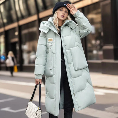 Elegante und warme lange Damen-Winterjacke für stilvolle Kältekomposition