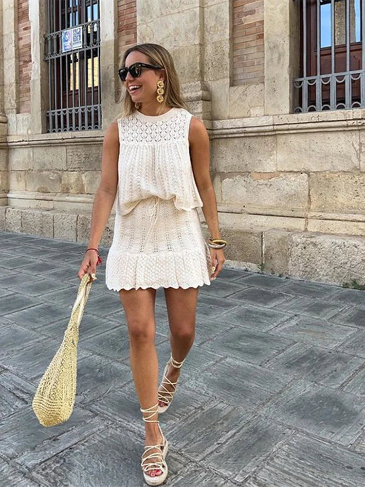 Bohemian Stilvolle Häkel-Zweiteiler für Unbeschwerte Sommerlooks