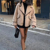 Damen Flauschige Fleecejacke in Beige